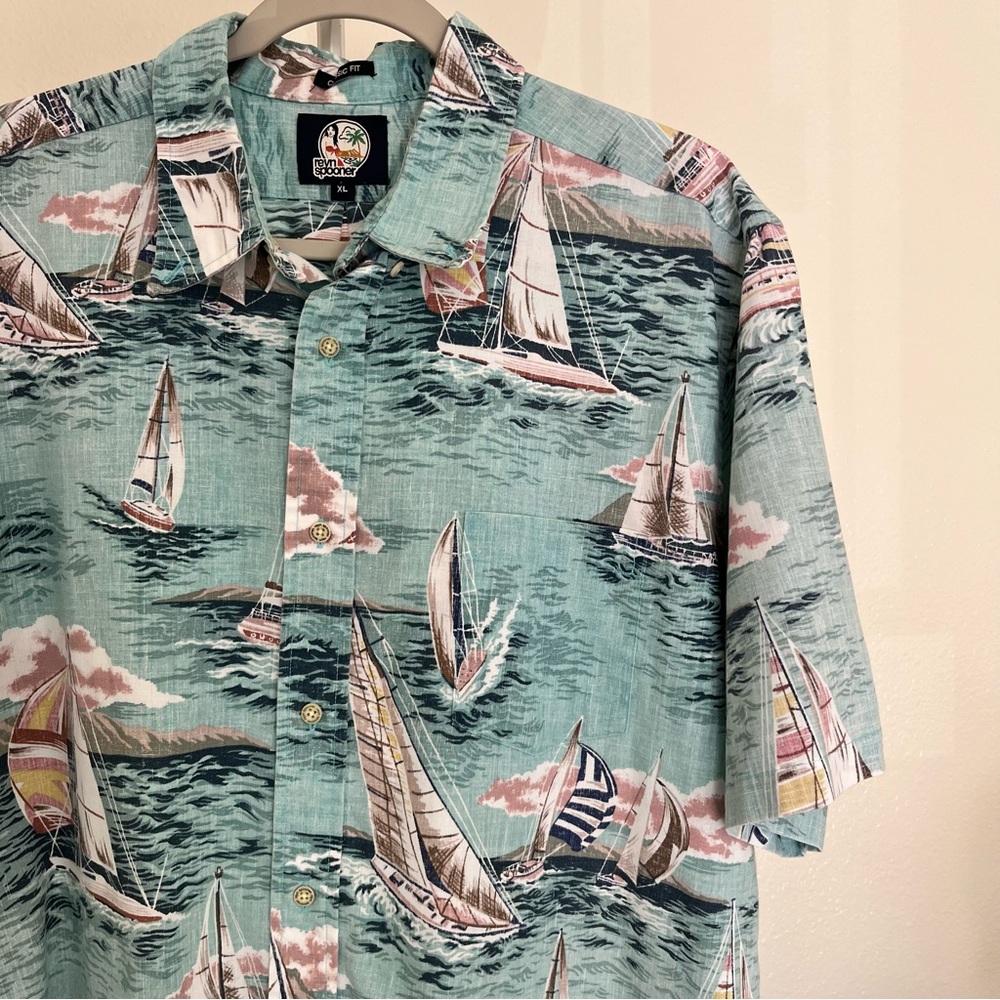 Reyn Spooner Reverse Print Sailboats Classic Fit Hawaiian Shirt Size XL - Picture 4 of 10